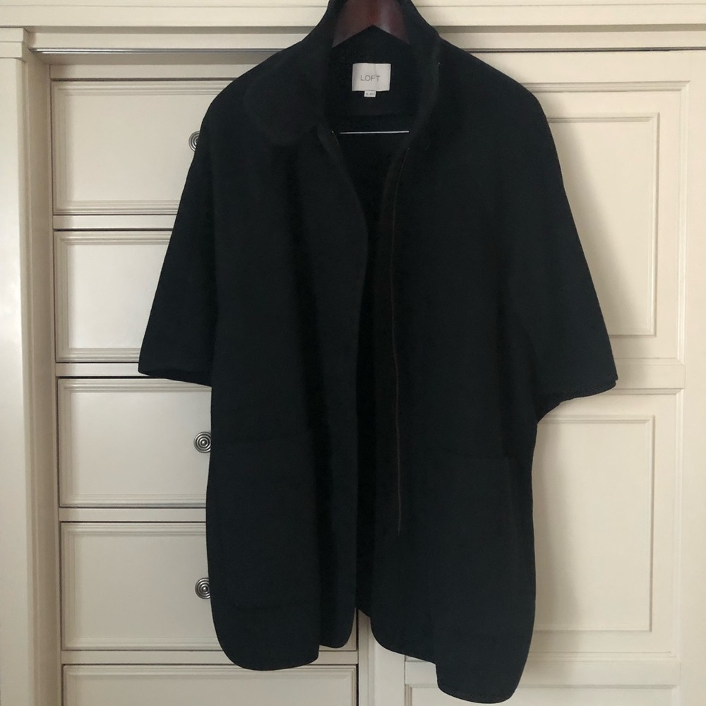 LOFT Cape Jacket - Picture 4 of 16